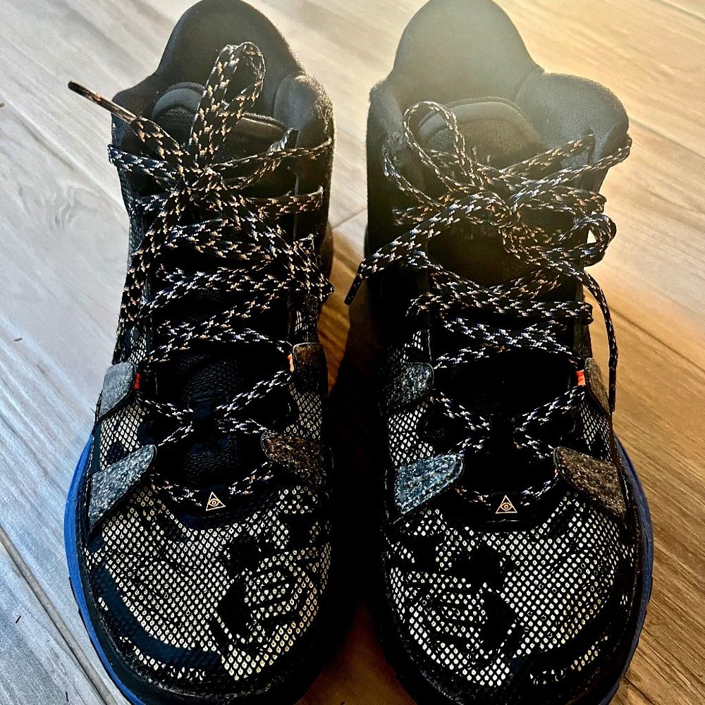 Nike Kyrie Grind